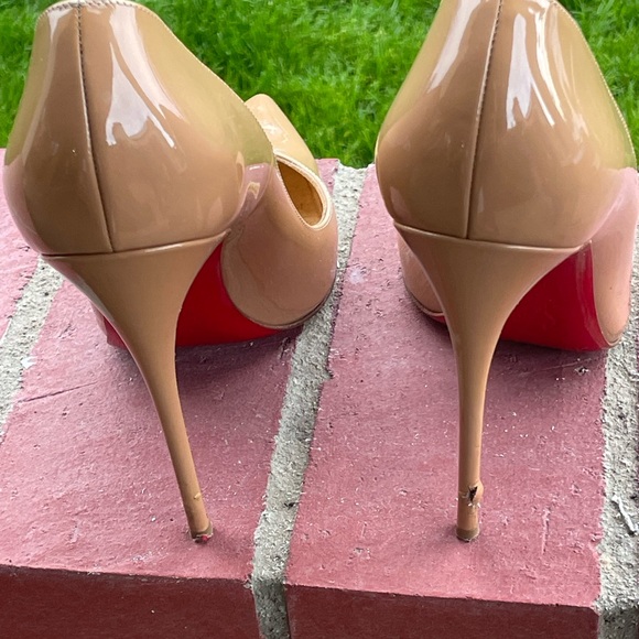 Christian Louboutin So Kate Heels - Picture 3 of 7